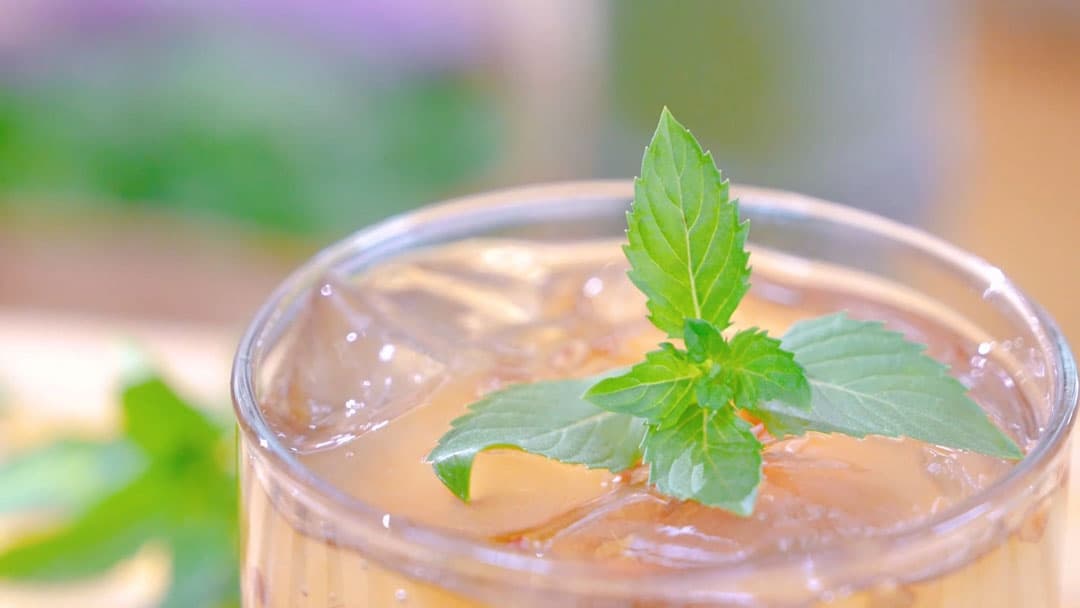 古法制作木莲冻